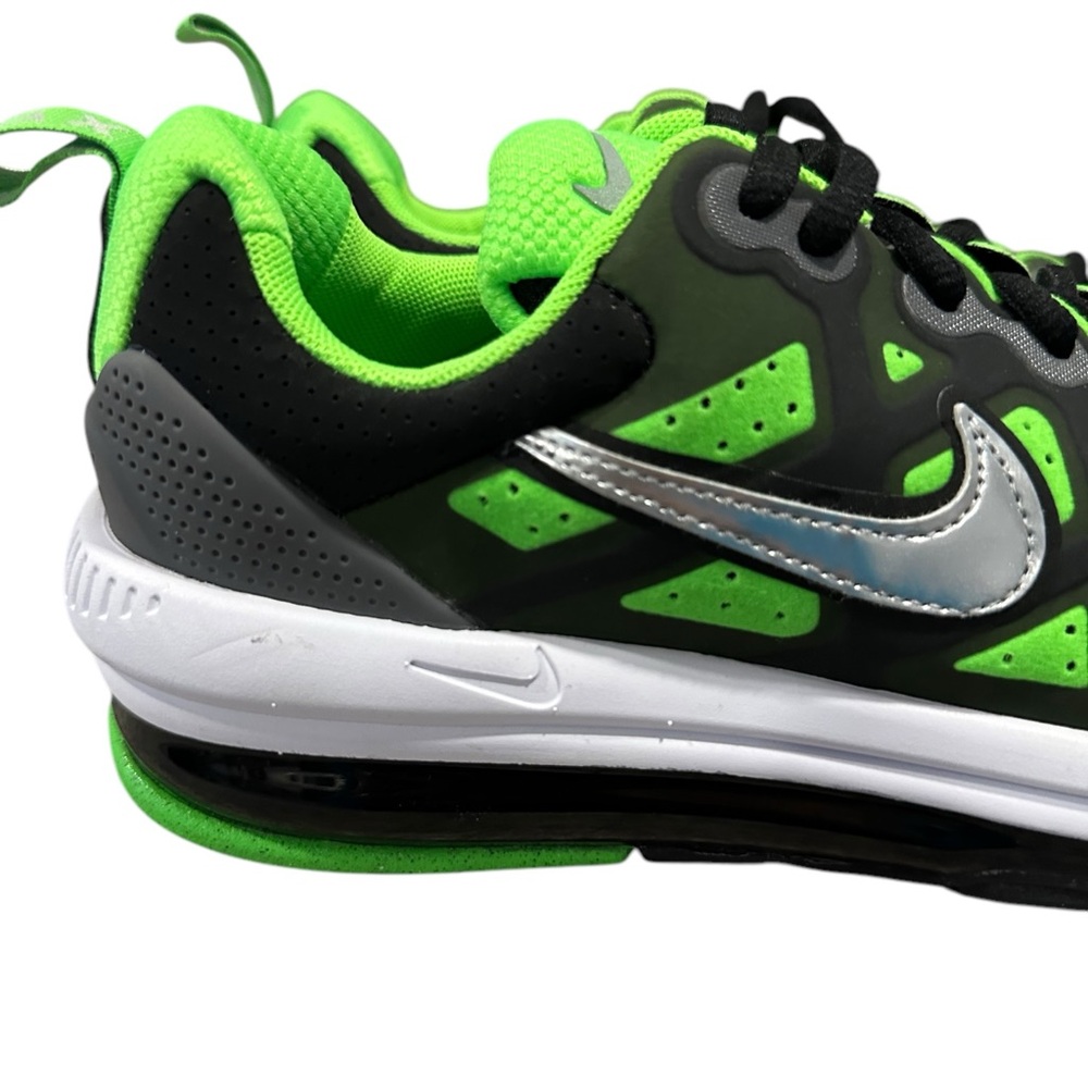 Women’s Nike Air Max Genome Athletic Sneakers, Size 6Y…Size Women 8! - Picture 3 of 12